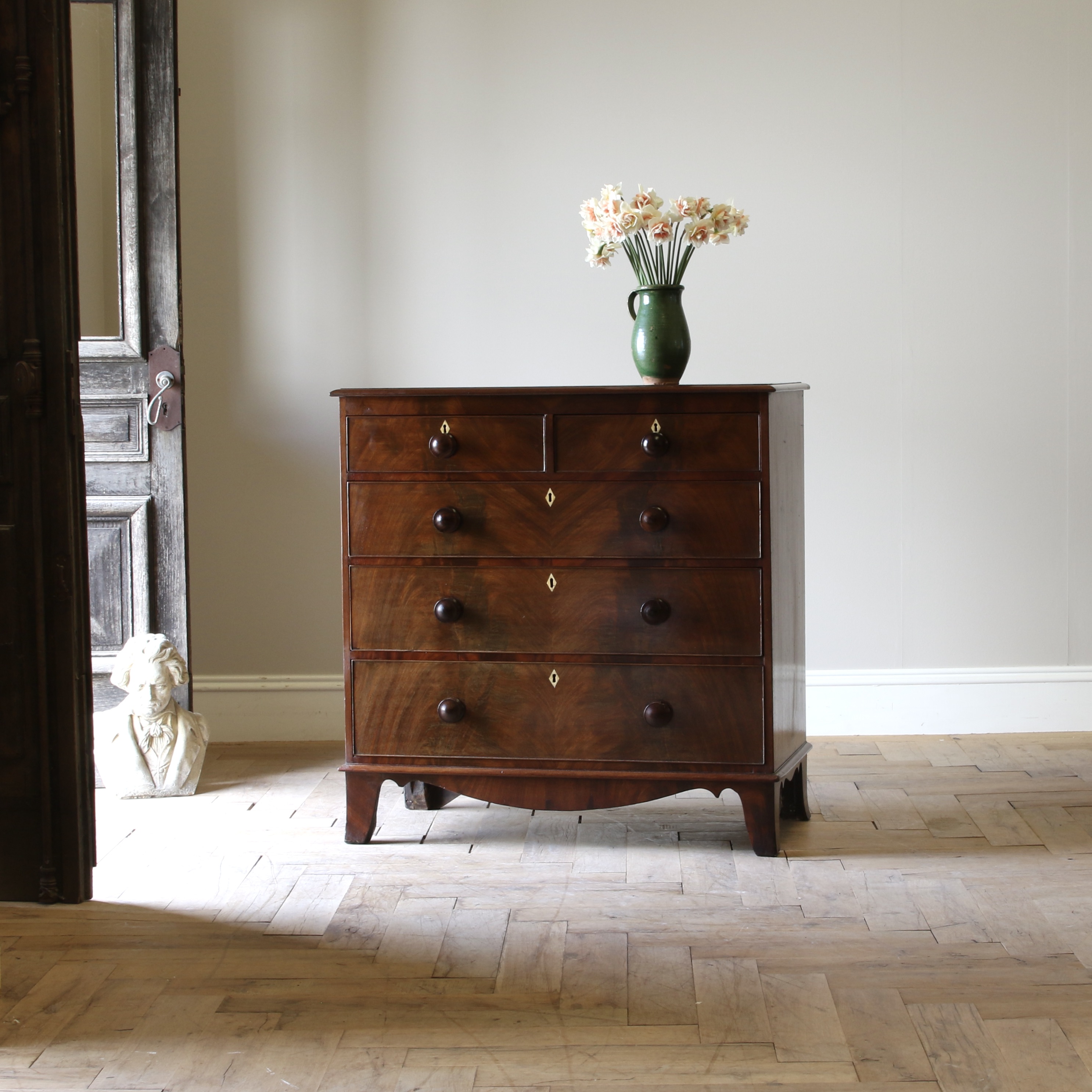 151-68 - Chest of Drawers